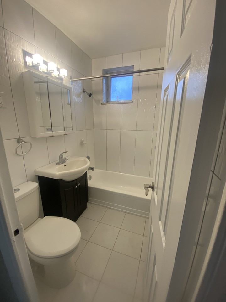 130 Cosburn Ave. Apartments - Photo 4 of 24