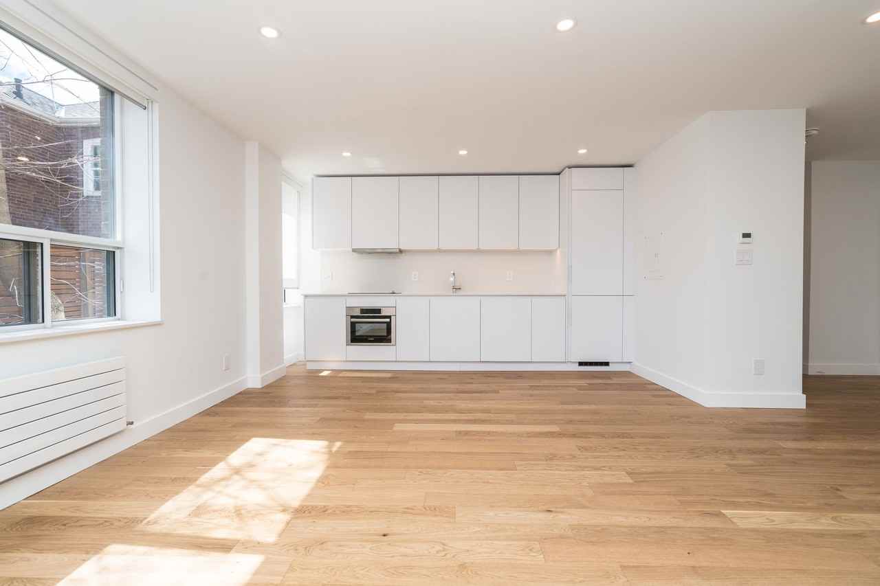 755 Avenue Road - Photo 4 of 15