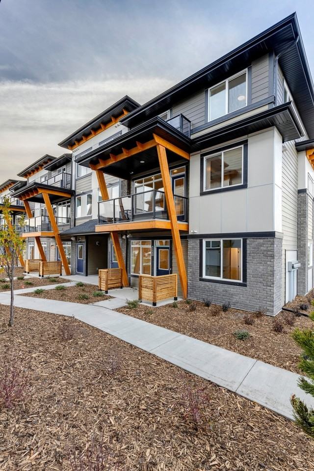 Livingston Townhomes - Photo 6 of 42