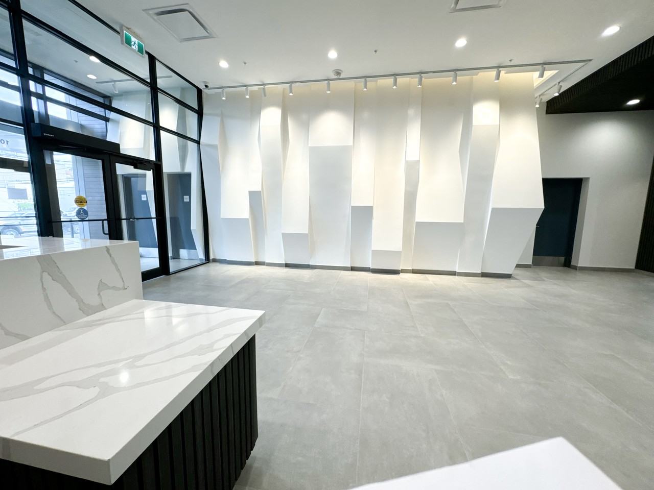 The Hat 14 - Photo 2 of 50