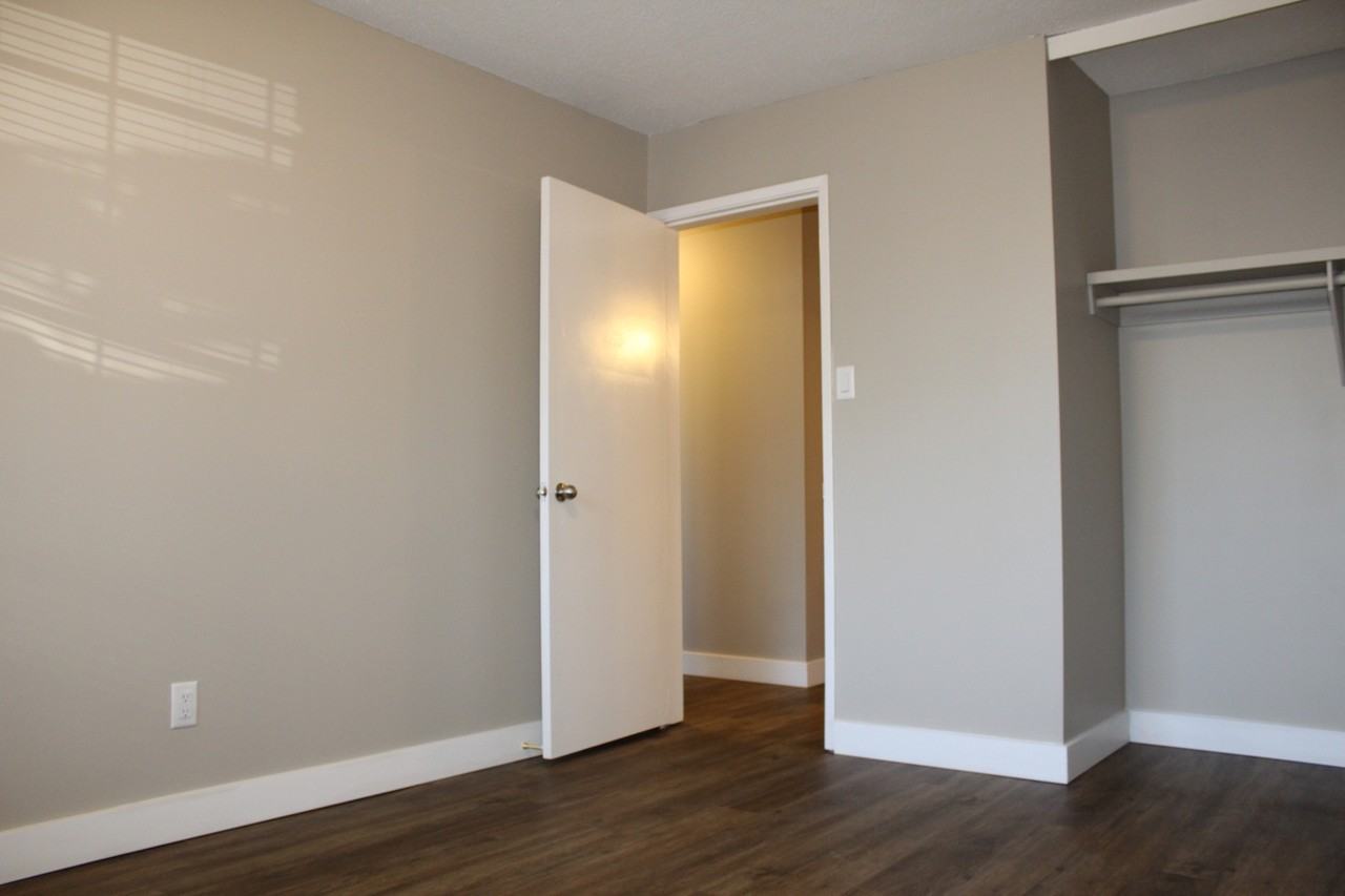 McCam 1 Apartments - Photo 7 of 13