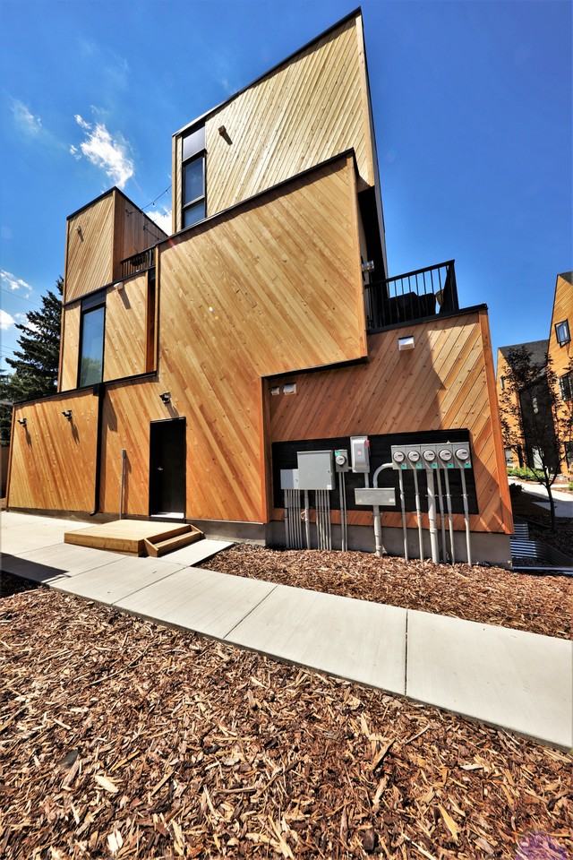 Peaks + Plains - Photo 7 of 18