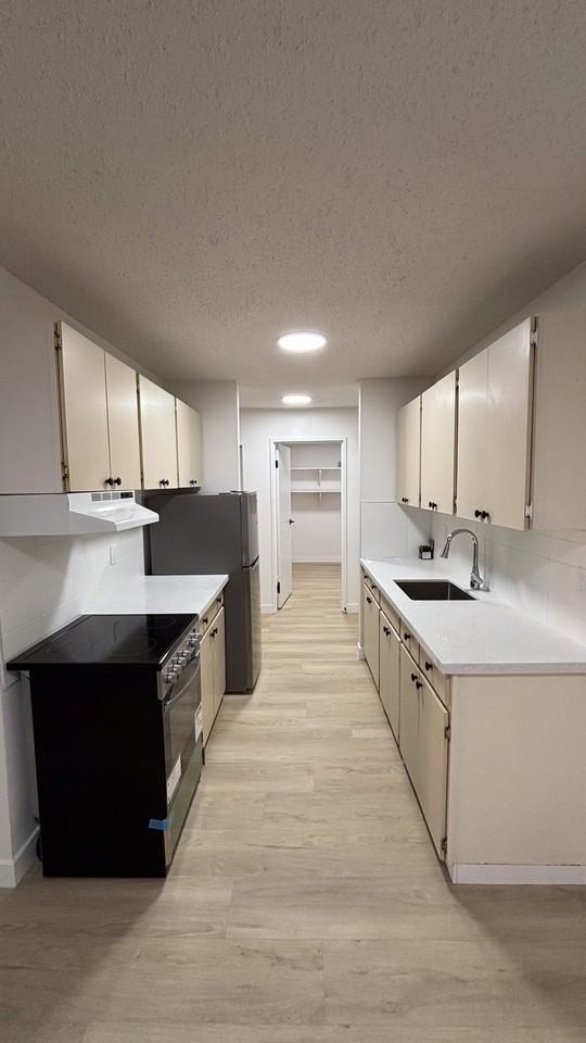 Woodsmere Apartments - Photo 3 of 30