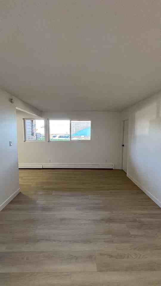 Woodsmere Apartments - Photo 7 of 30