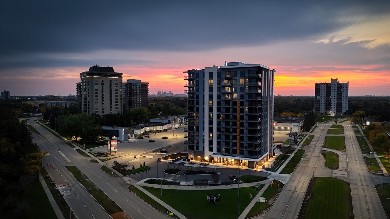 Atelier - Photo 2 of 50