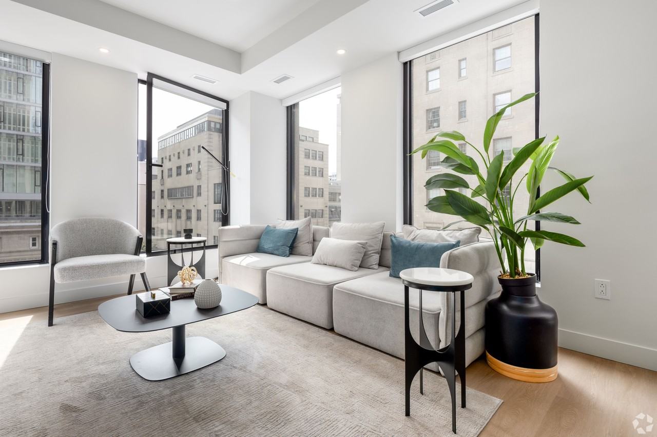 Le Samuel - Photo 3 of 50