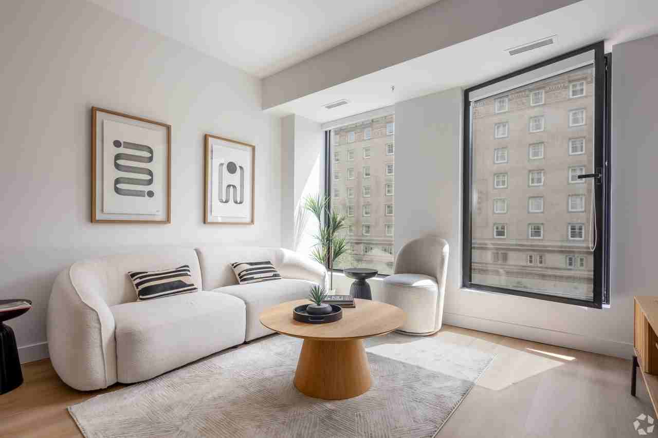 Le Samuel - Photo 7 of 50