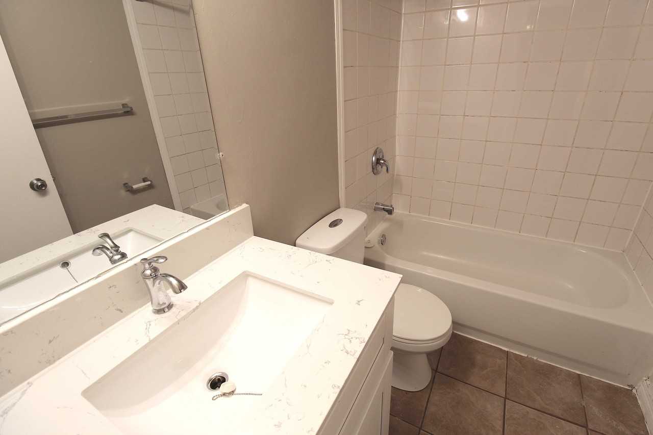 Chelsey Apartments - Photo 5 of 7