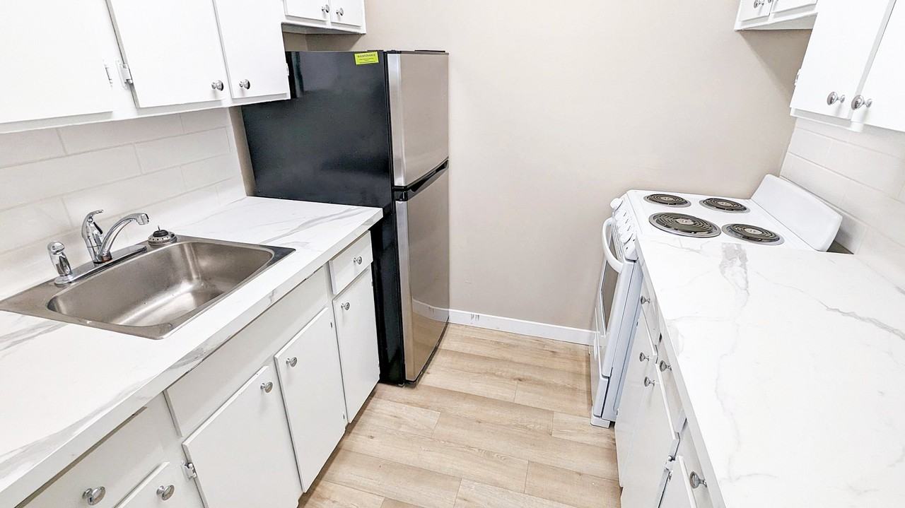 Forestview Heights Apartments - Photo 7 of 12