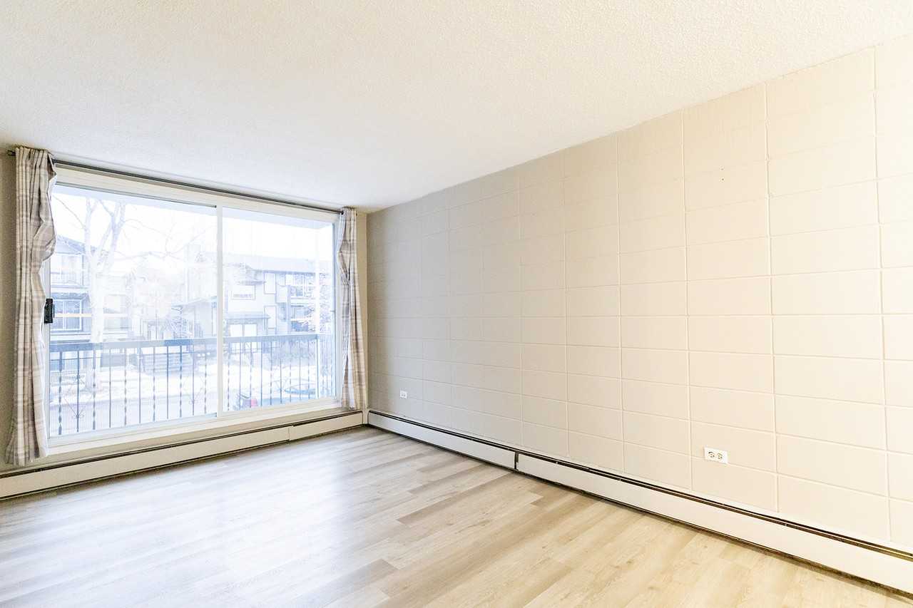 Tuxedo Park Apartments - Photo 6 of 15