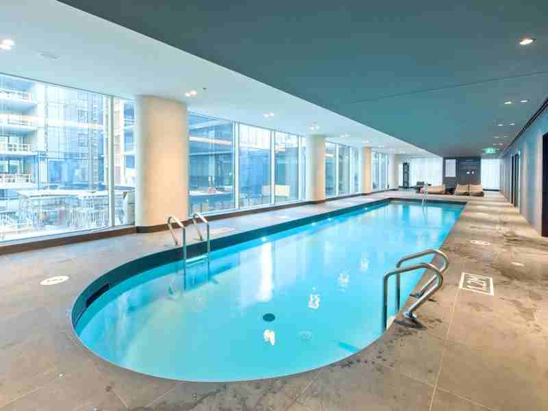 1 Square Phillips - Photo 5 of 33