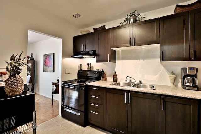 11 Shallmar Boulevard Toronto - Photo 4 of 18