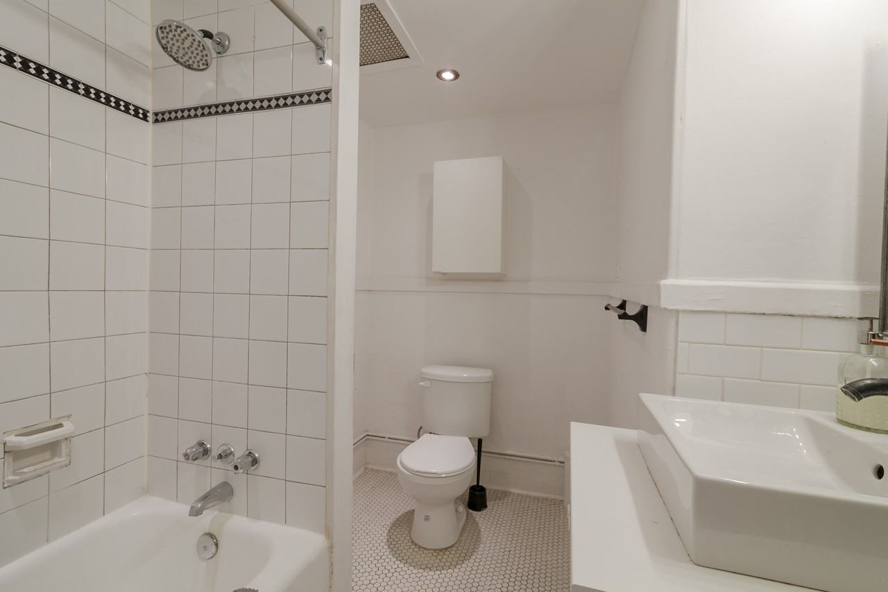 1245 Saint-Marc Street - Photo 2 of 10