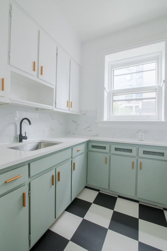 1245 Saint-Marc Street - Photo 4 of 10