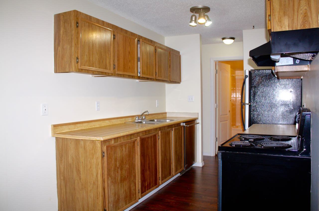 Midwest Gardens - Photo 6 of 34