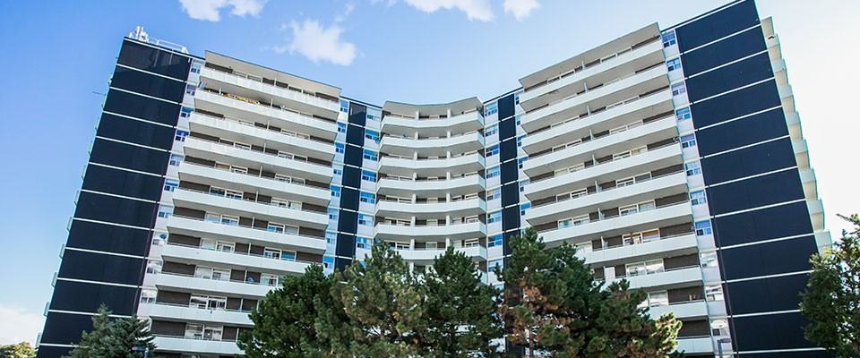 St. Andrews Towers East - Photo 4 of 5