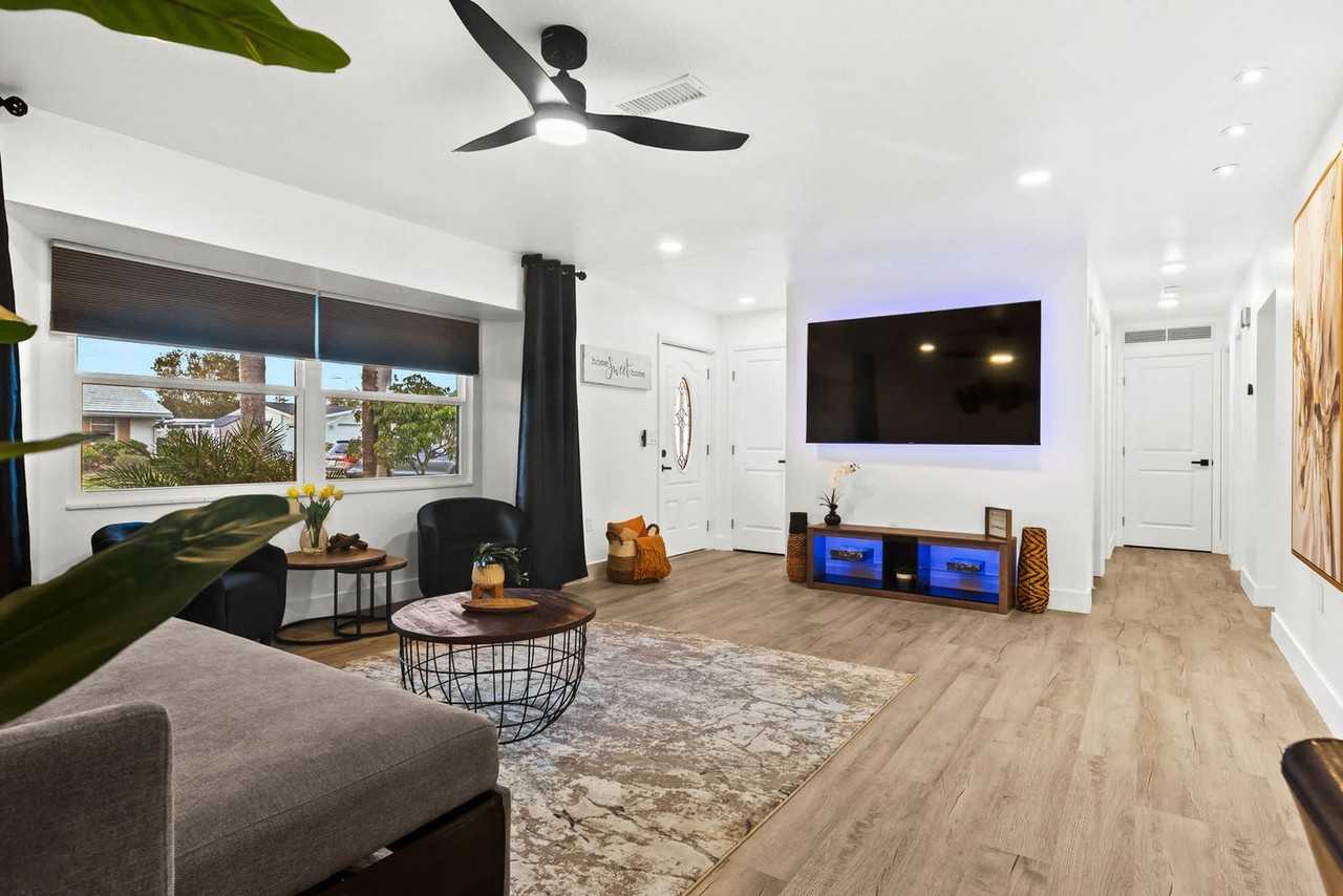 1311 Cypress Ave #1346495P - Photo 3 of 50