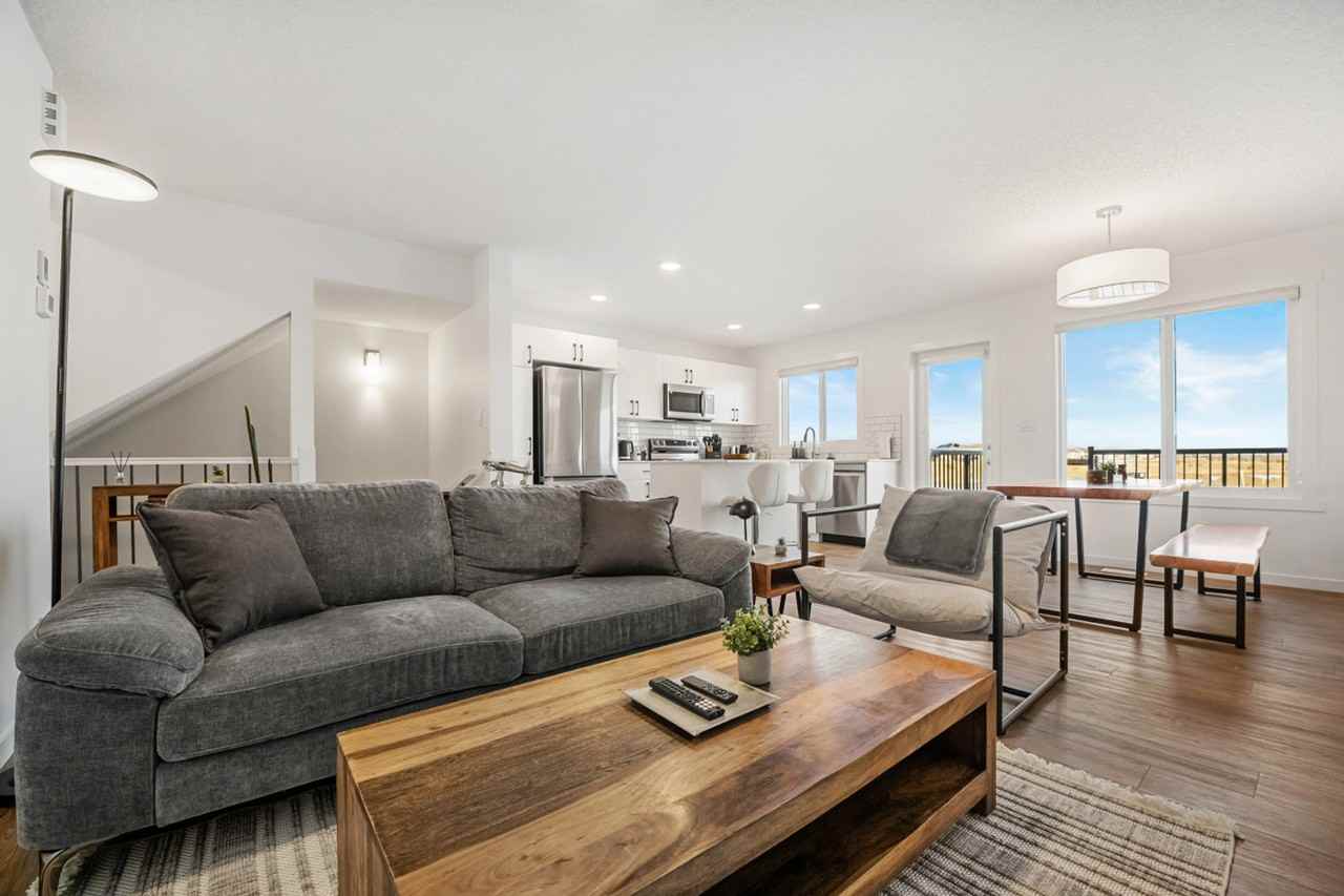 1430 Aster Way Nw #1355628P - Photo 3 of 44