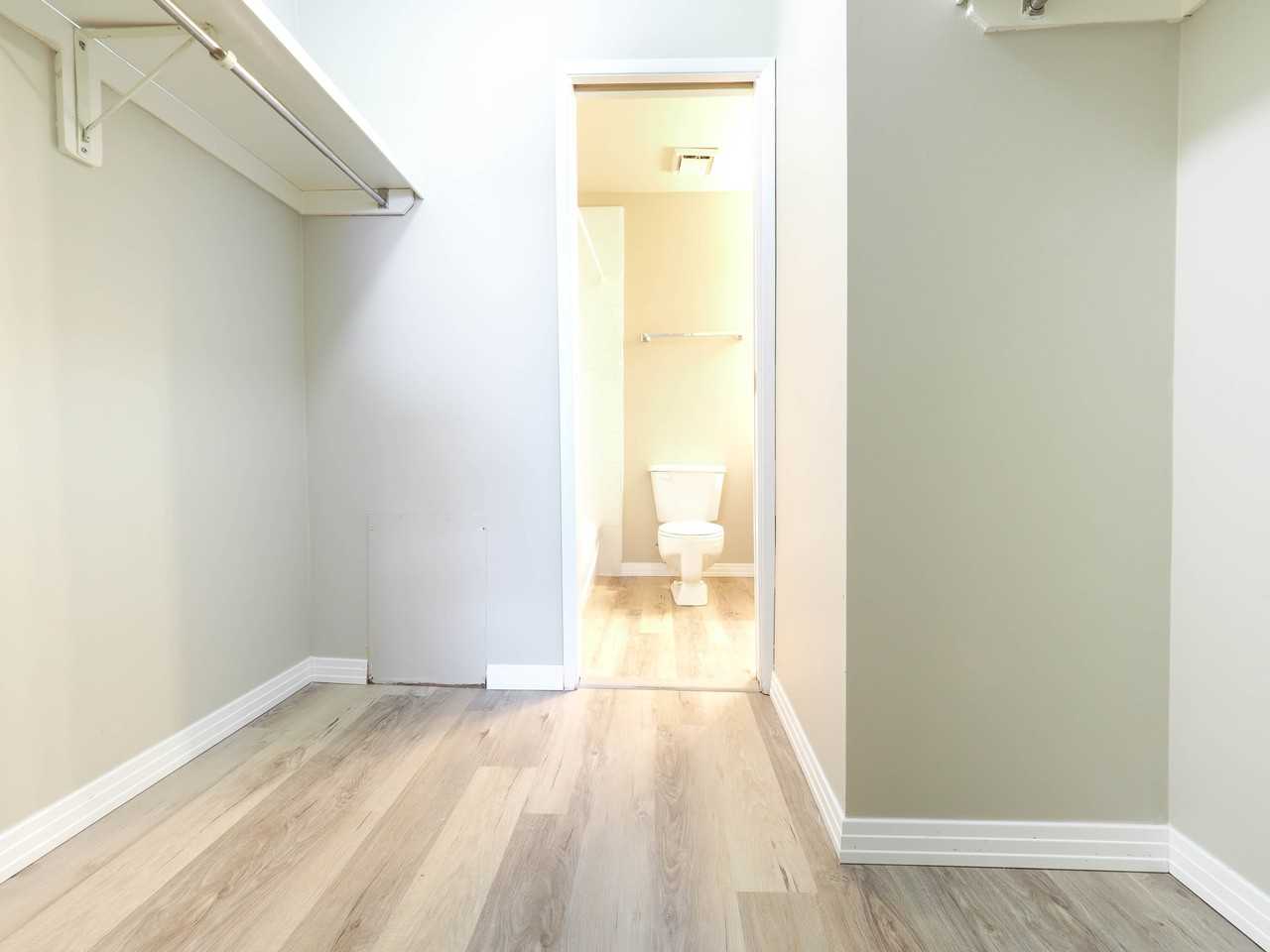 Ermineskin House - Photo 7 of 10