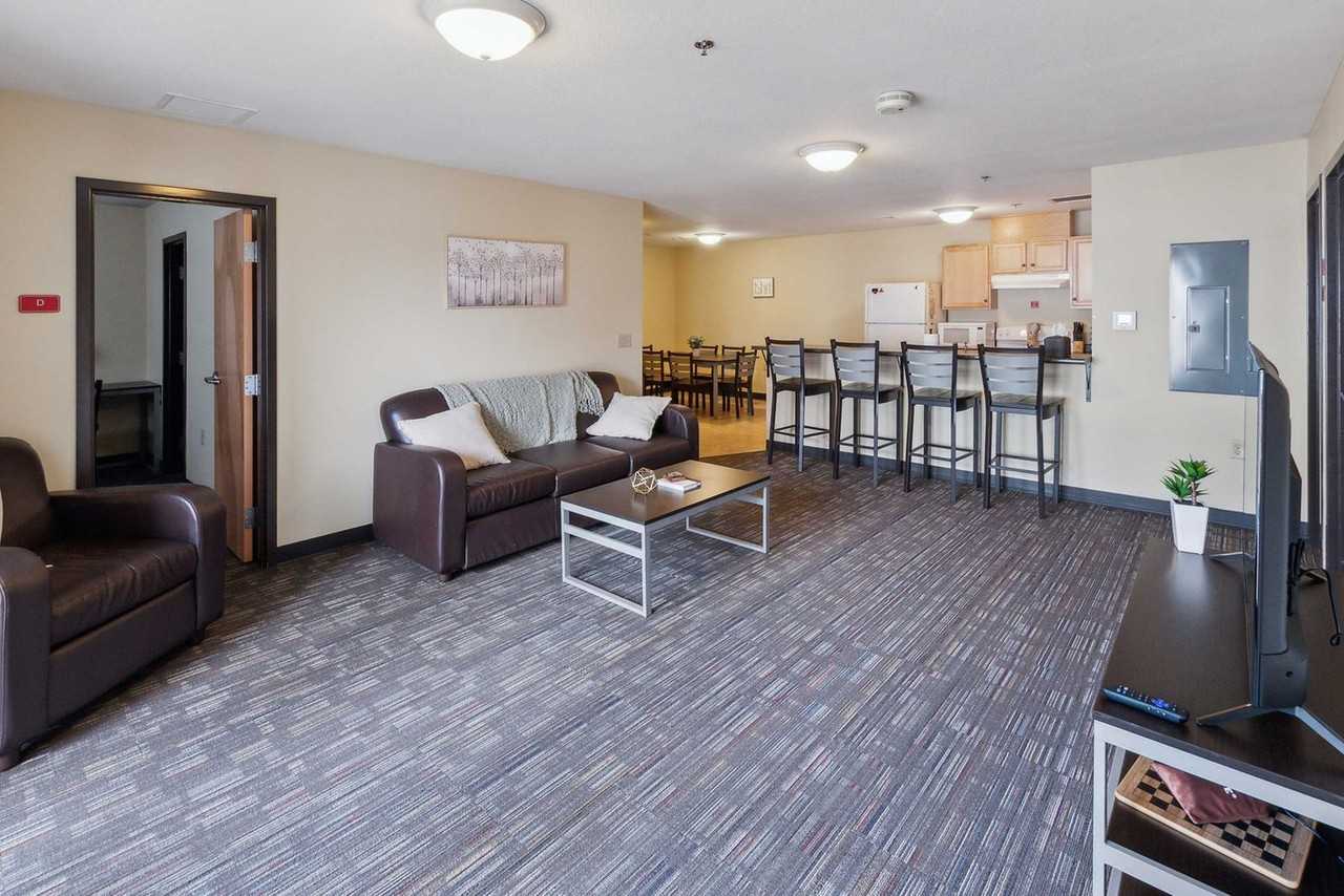 1695 N Lexington Springmill Rd #1356294P - Photo 3 of 50