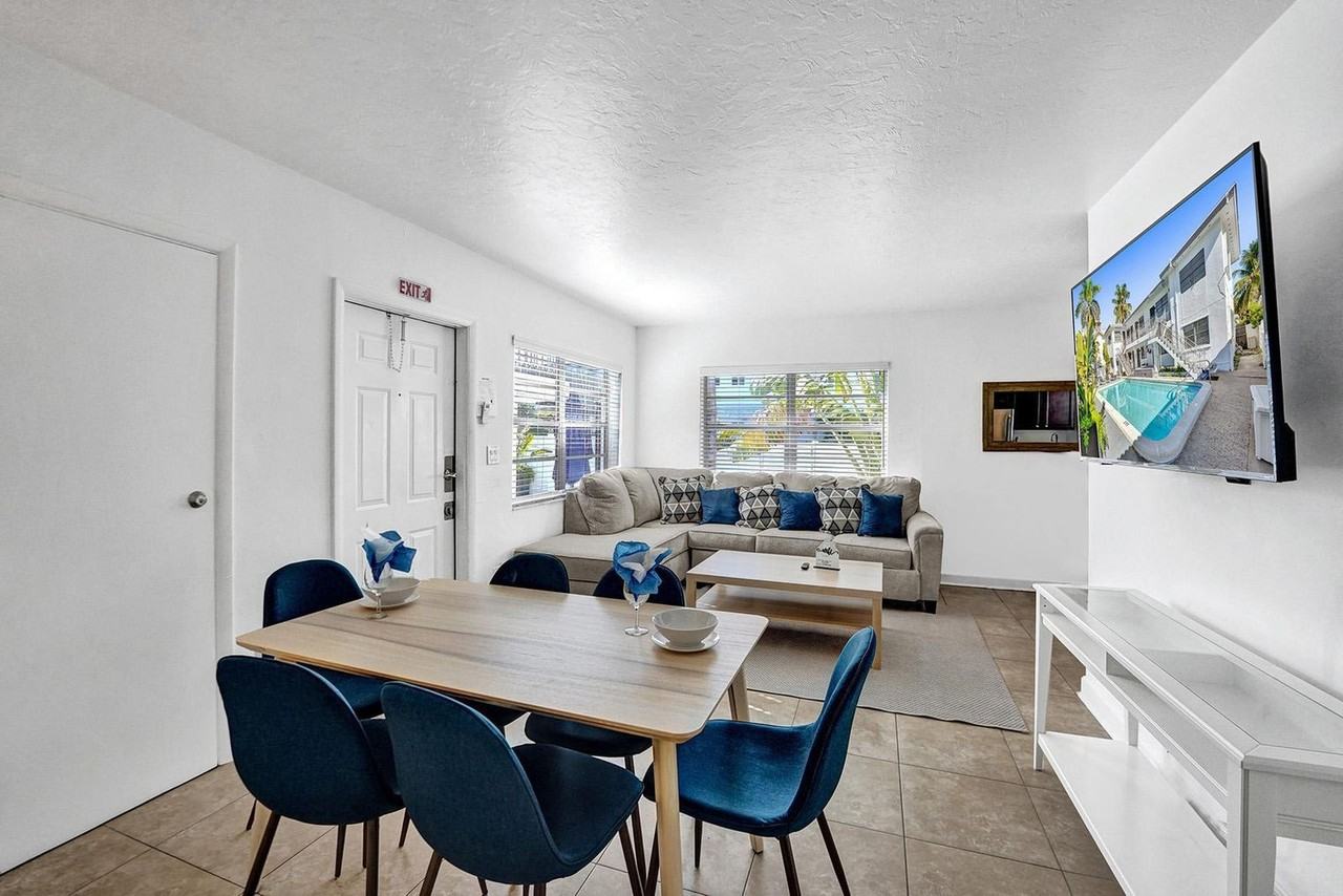 335 Desoto St #1358348P - Photo 4 of 25