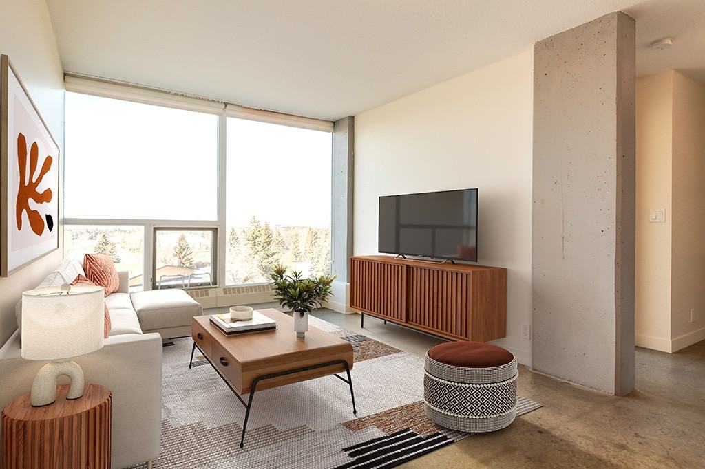 At Kaleidoscope - Photo 4 of 19