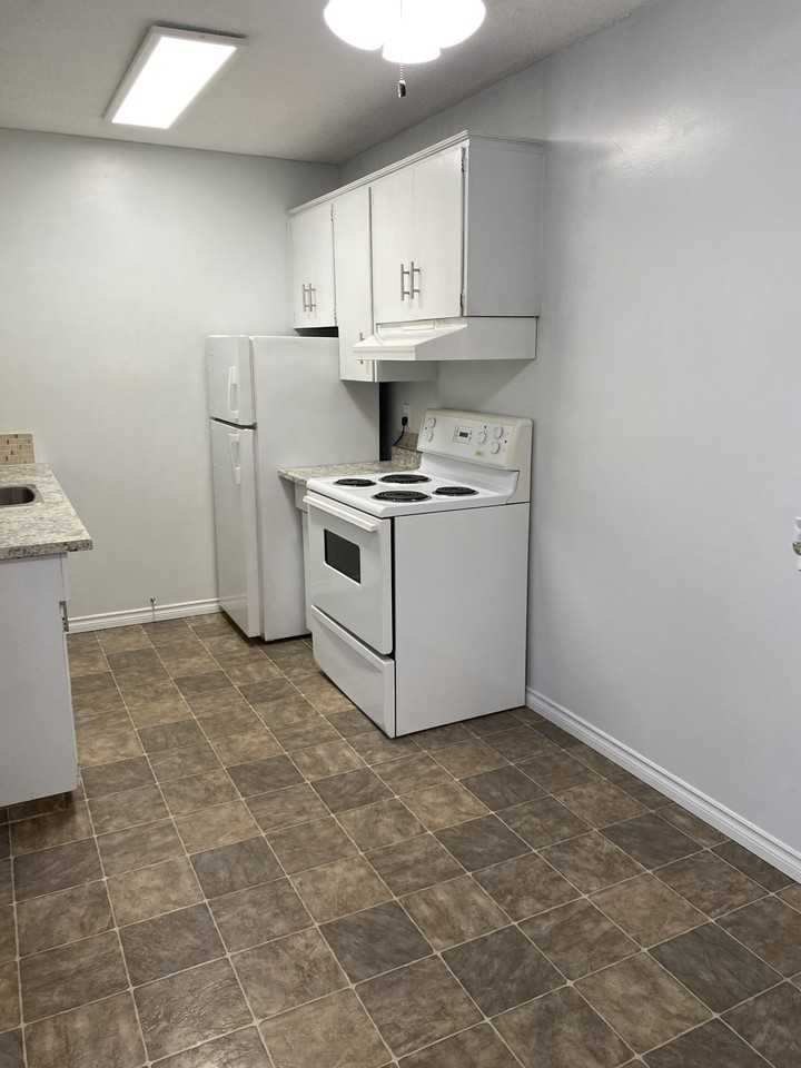 Vista on 78th - Photo 7 of 22