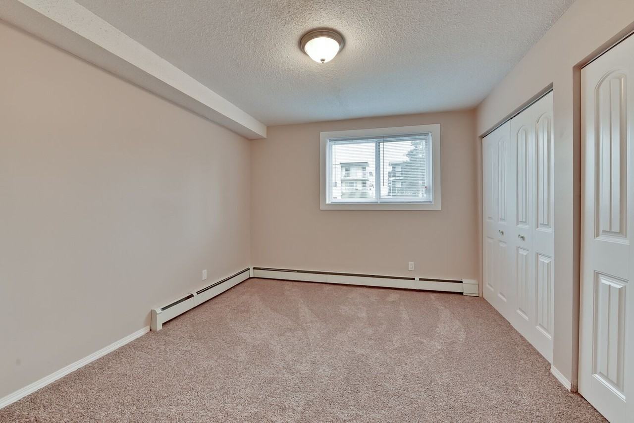 MacKenzie Apartments - Photo 6 of 13