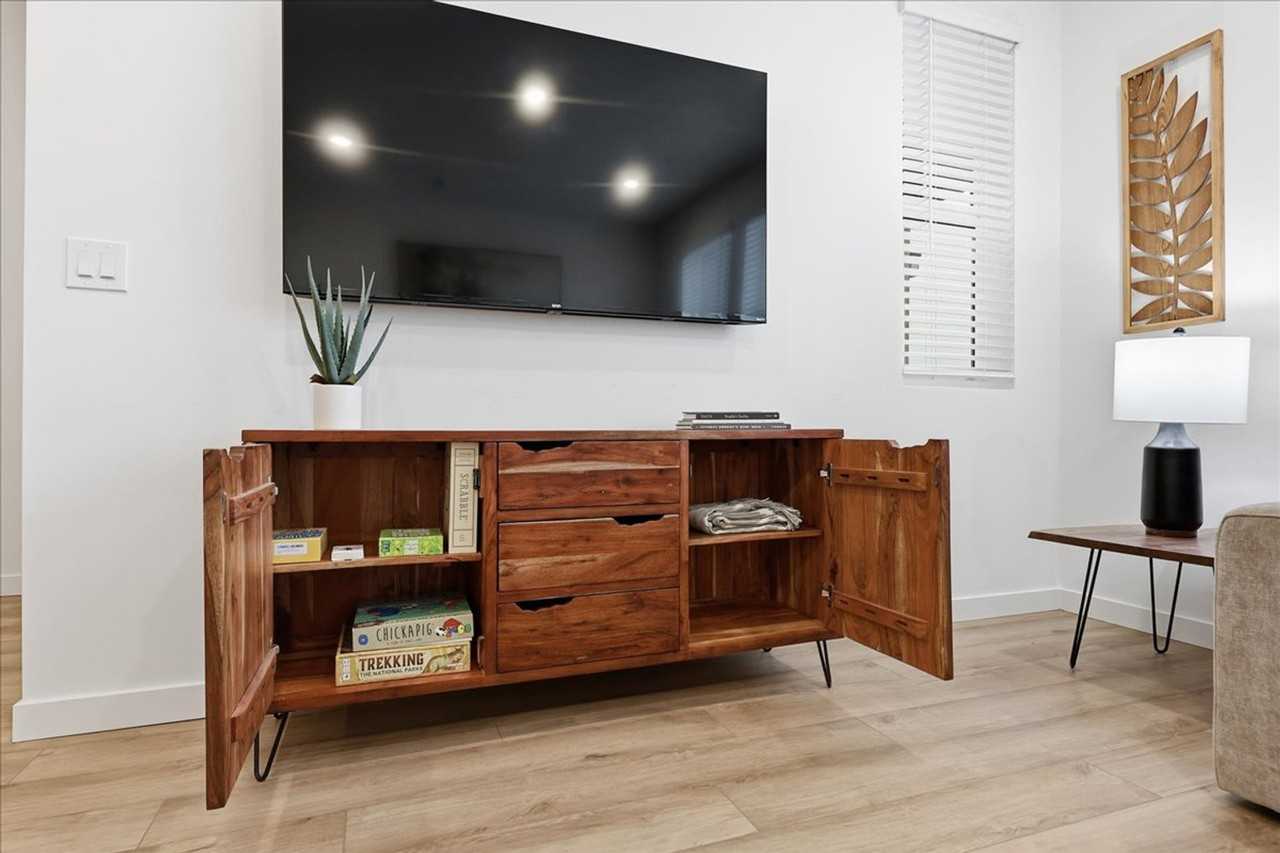 4226 W Perspective St #1364160P - Photo 3 of 43