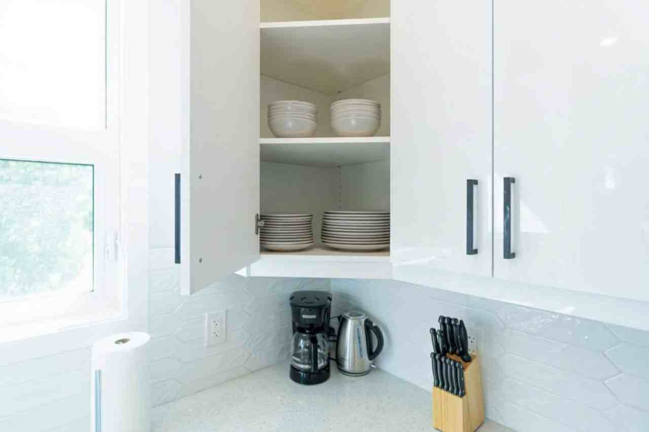 15803 97 Ave Nw #1308603P - Photo 6 of 26