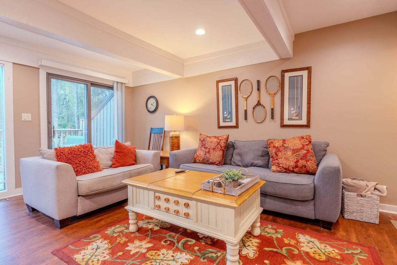 183 Beachwalk #1366633P - Photo 5 of 44