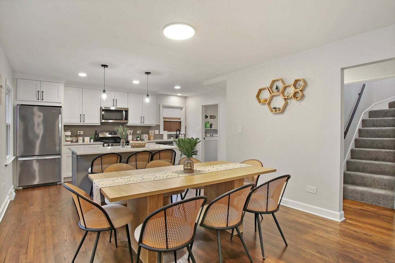 1104 Elizabeth St #1366966P - Photo 2 of 50