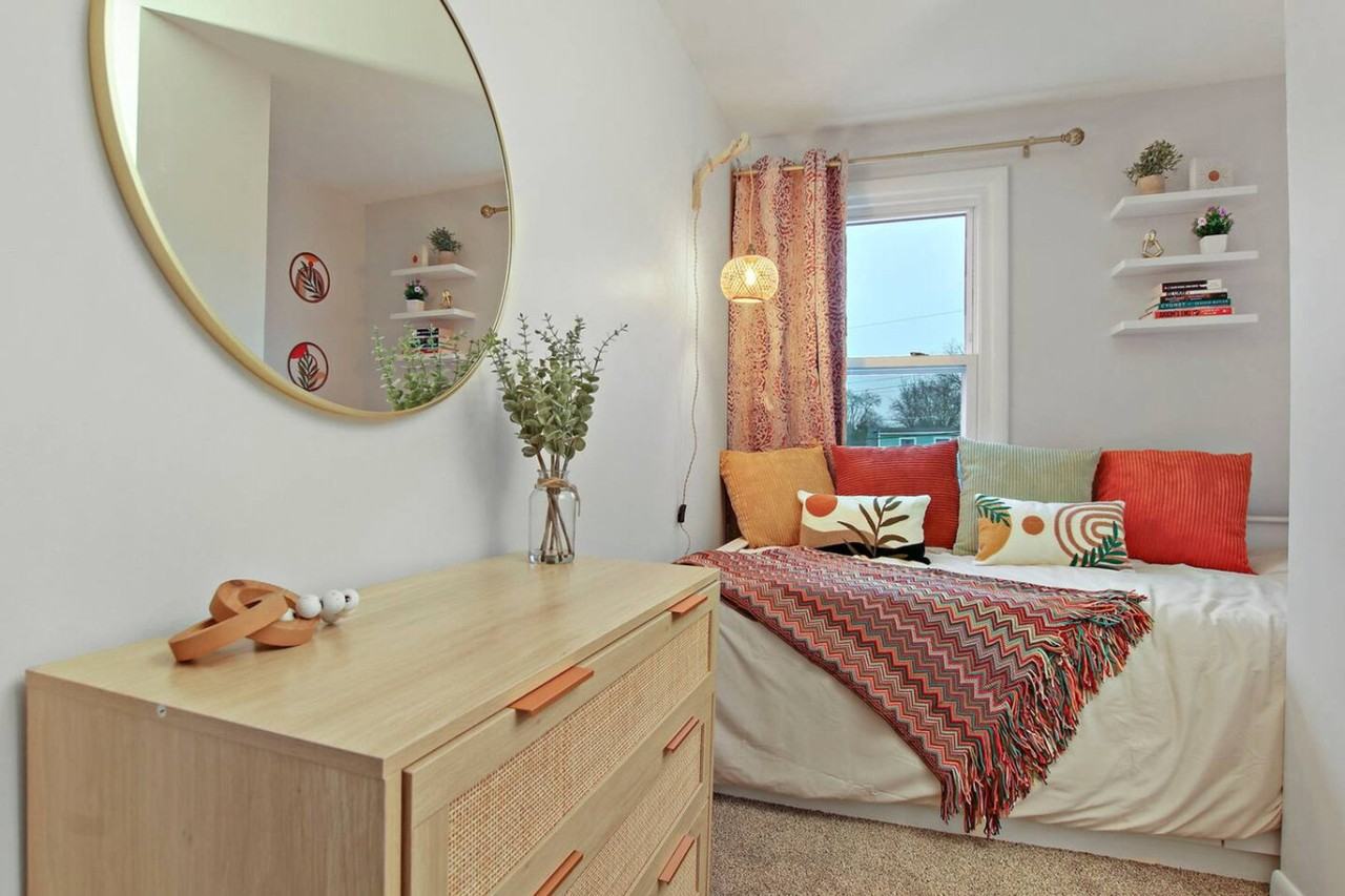 1104 Elizabeth St #1366966P - Photo 5 of 50