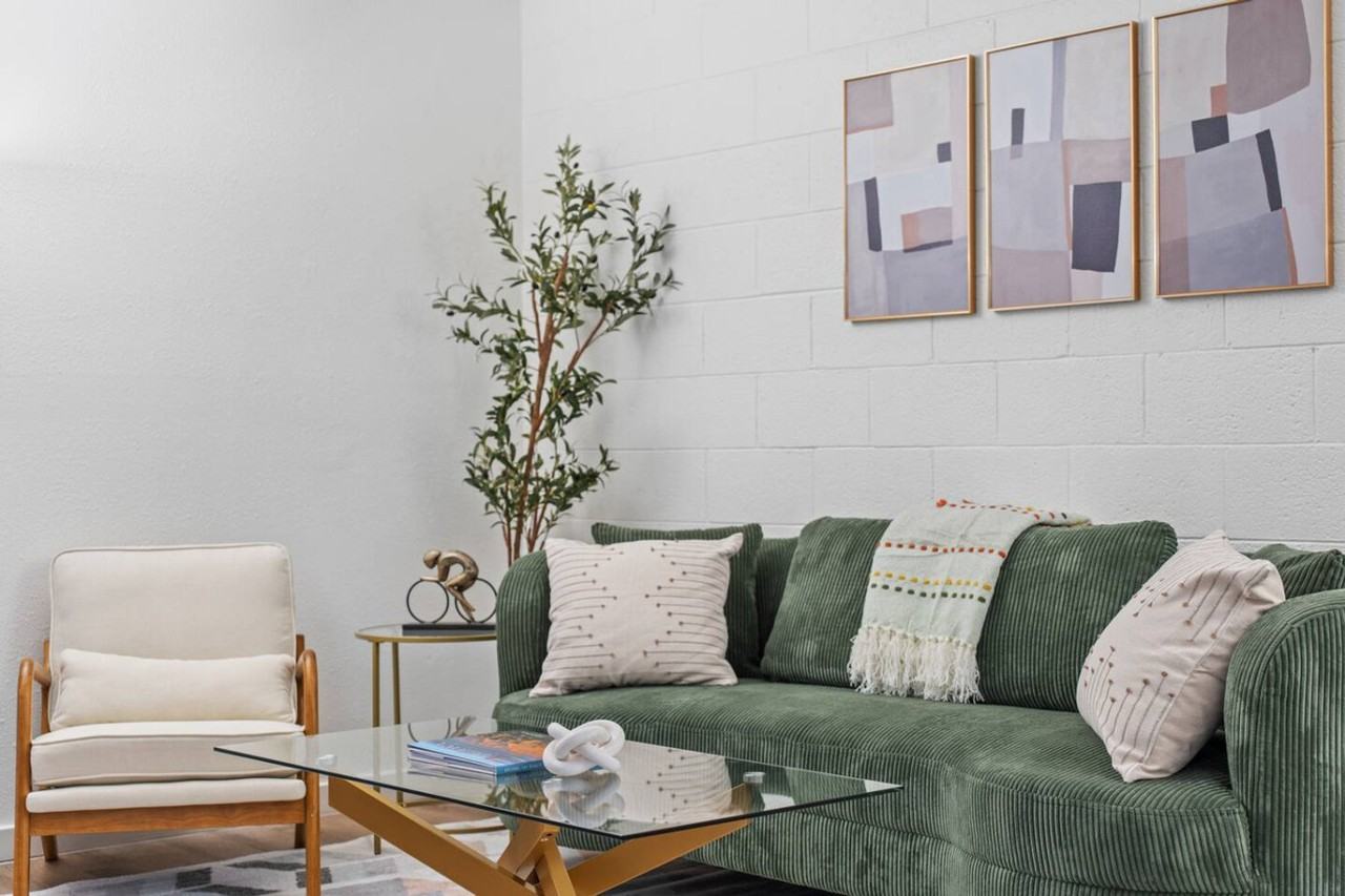 1741 S Mill Ave #1366957P - Photo 4 of 26