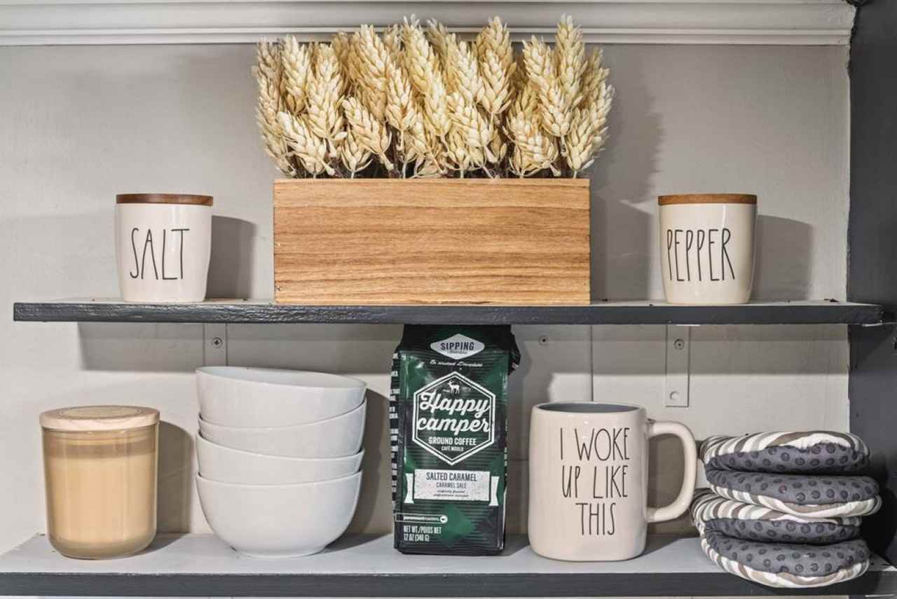 657 Mcgruder St Ne #1366947P - Photo 5 of 16