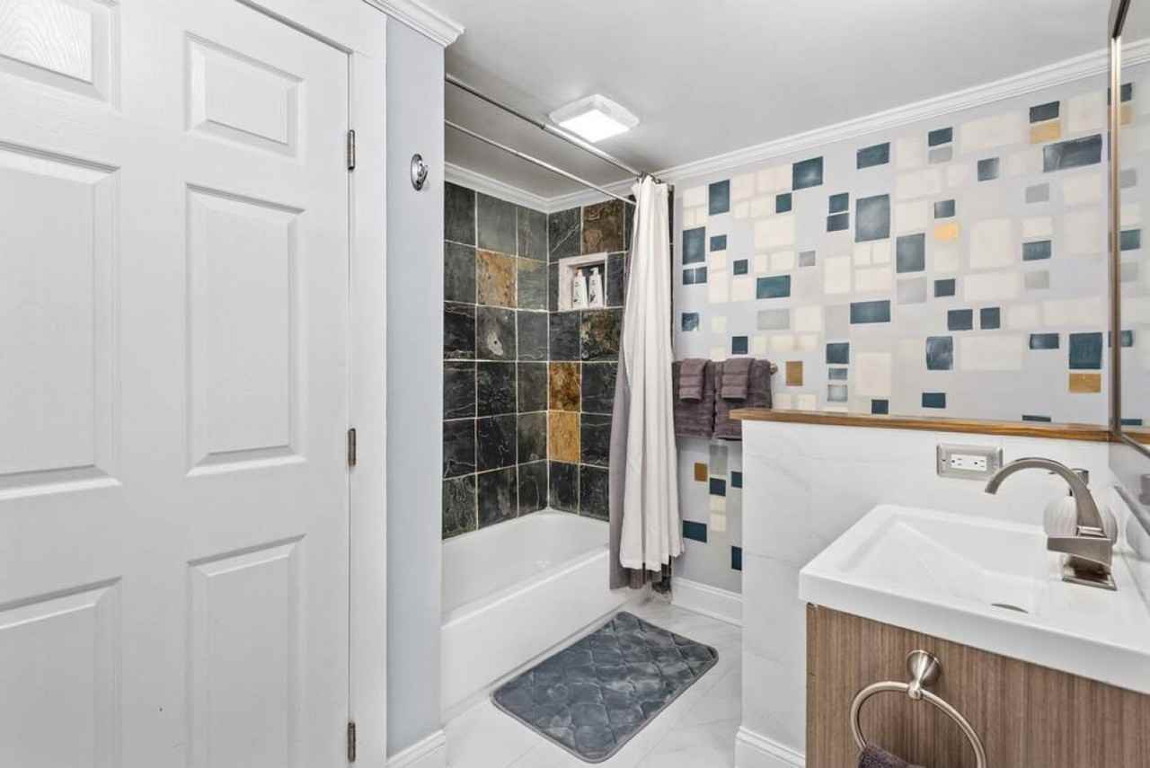 657 Mcgruder St Ne #1366947P - Photo 7 of 16