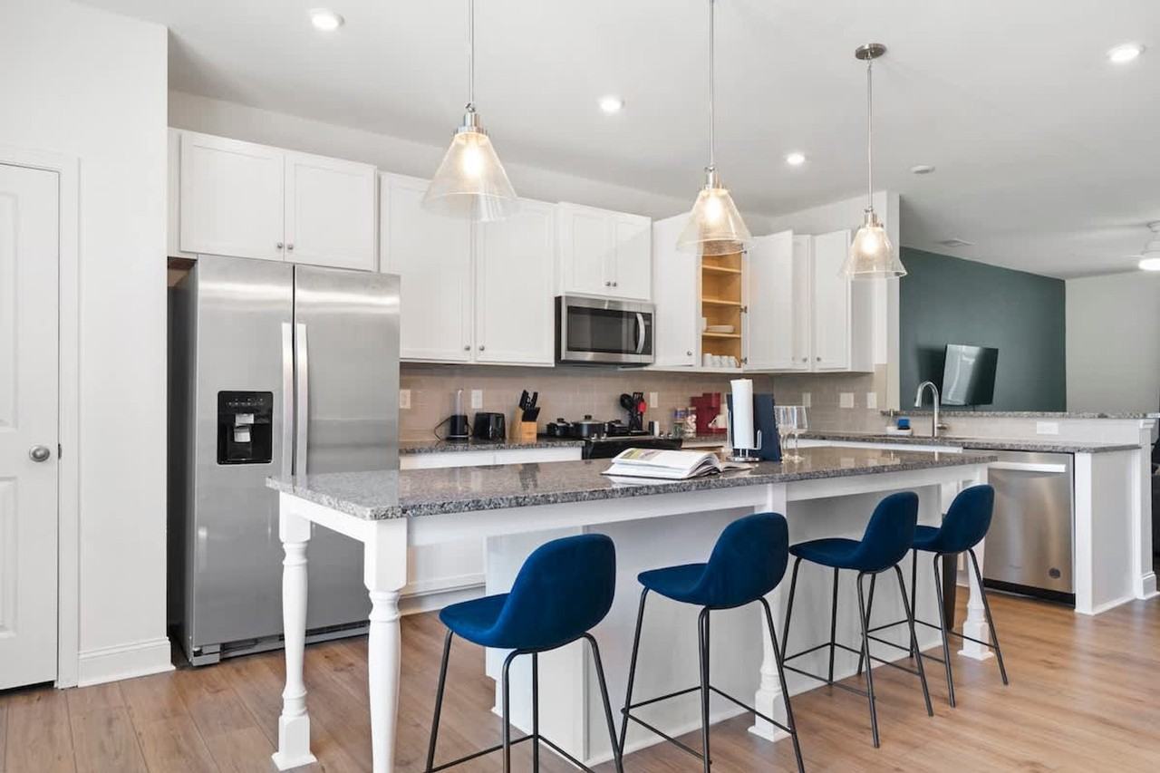 4118 Bunker Dr #1367335P - Photo 7 of 32