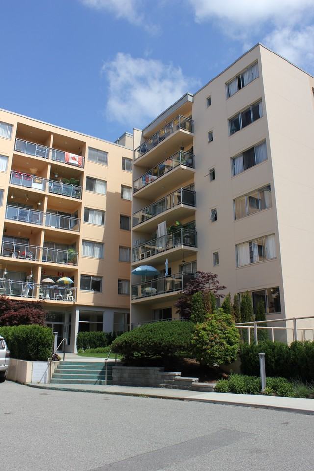 Massey Place - Photo 4 of 34