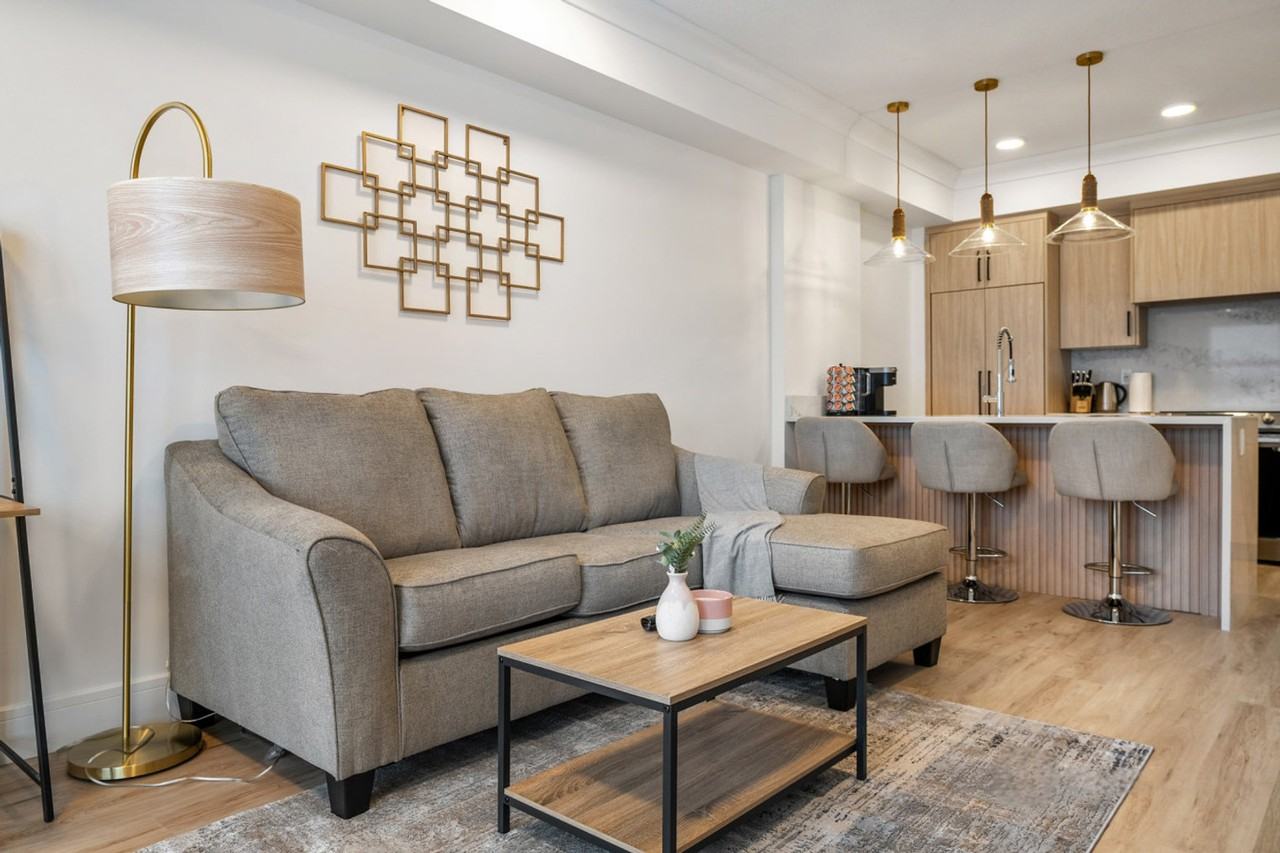 2550 Battleford Ave Sw #1314541P - Photo 2 of 35