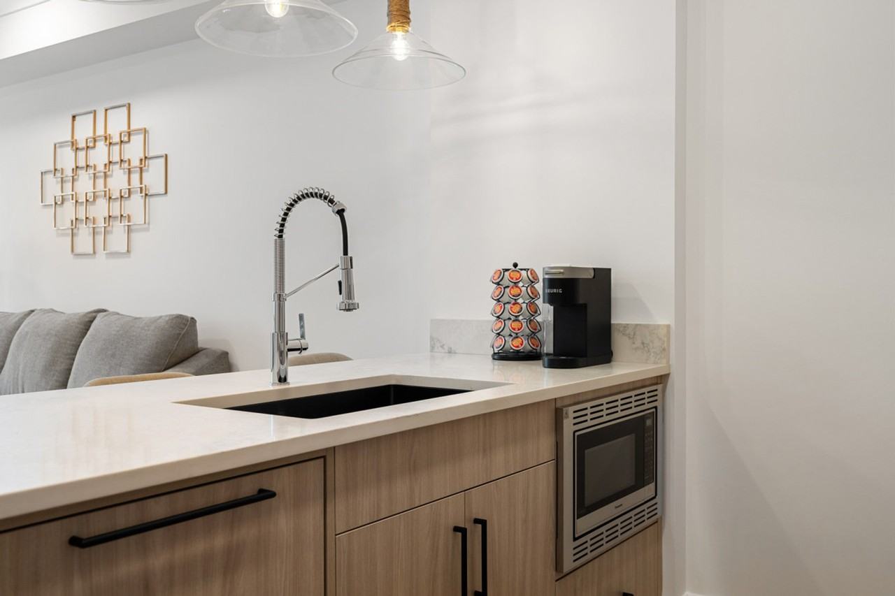 2550 Battleford Ave Sw #1314541P - Photo 7 of 35