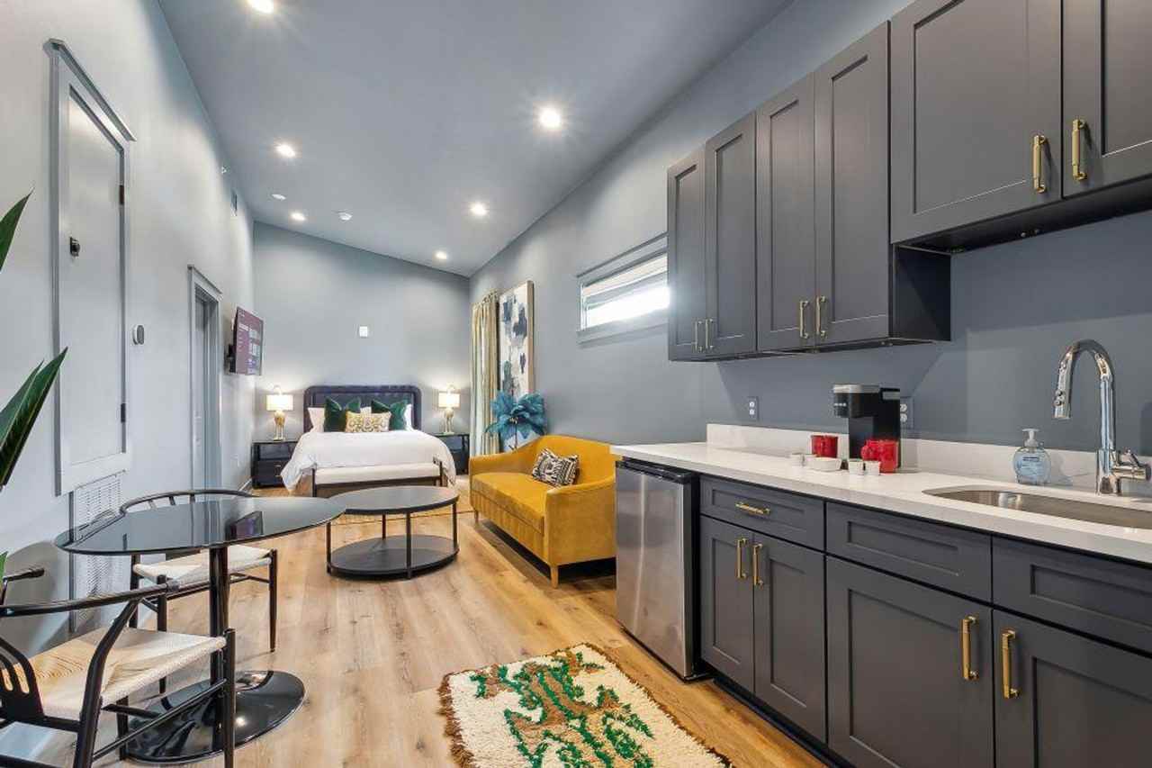 1738 N Rampart St #1369010P - Photo 4 of 12