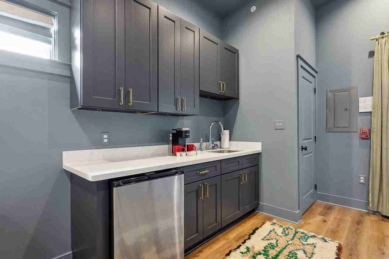 1738 N Rampart St #1369010P - Photo 5 of 12