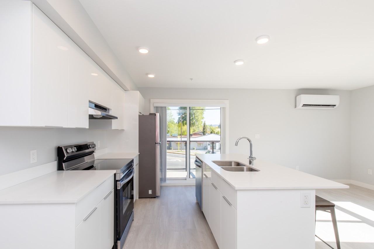 300 Government Street - Photo 4 of 40