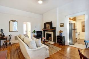 306 E Victory Dr - Photo 1 of 1