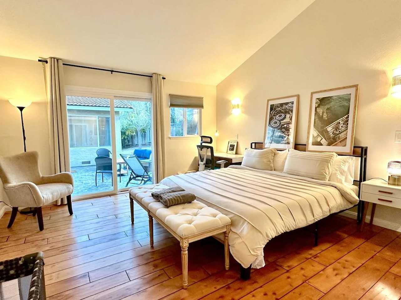 6505 Skyfarm Dr #1369413P - Photo 4 of 50