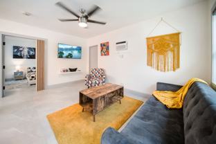 847 Ne 16th Ave - Photo 1 of 1