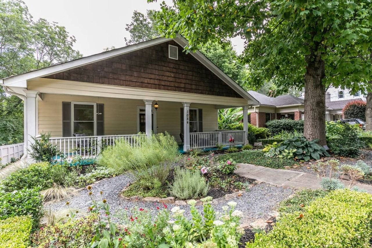 1084 Sanders Ave Se #1261327P - Photo 4 of 50