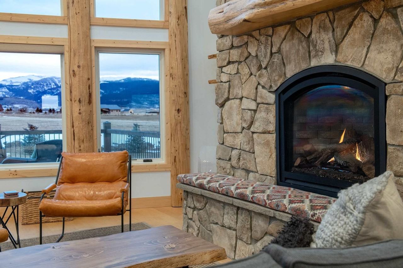 4535 Roxanne St #1370193P - Photo 7 of 50