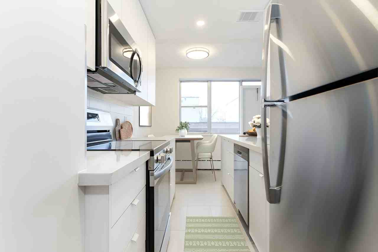 1220 Bayview Avenue - Photo 4 of 50