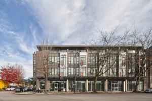 featured image of 708 26th Ave E